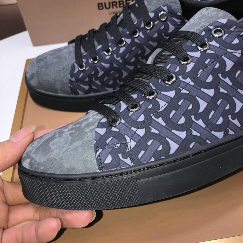 Burberry Sneakers